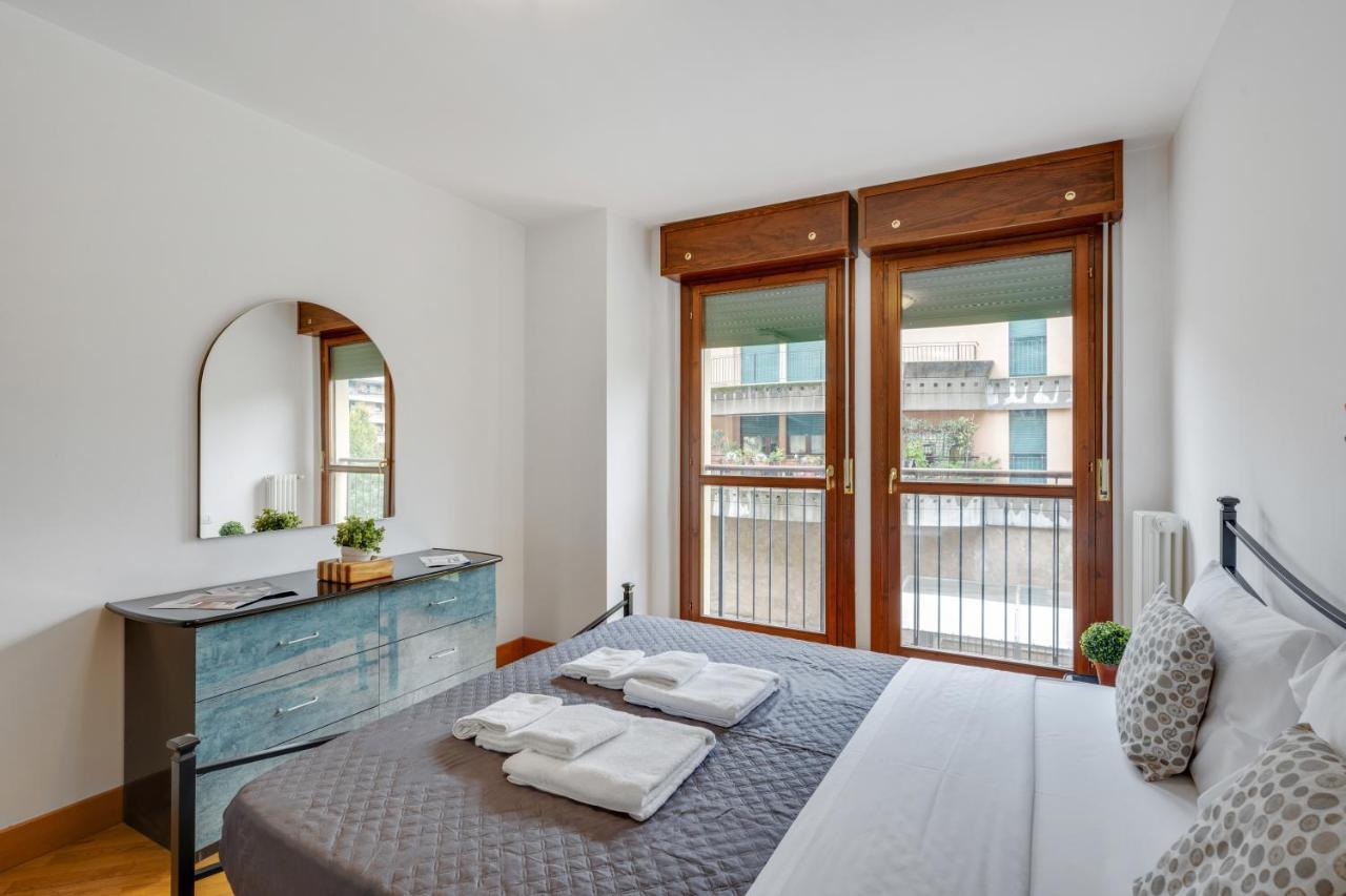 Il Broletto Apartment - Affitti Brevi Italia Lecco Exteriör bild