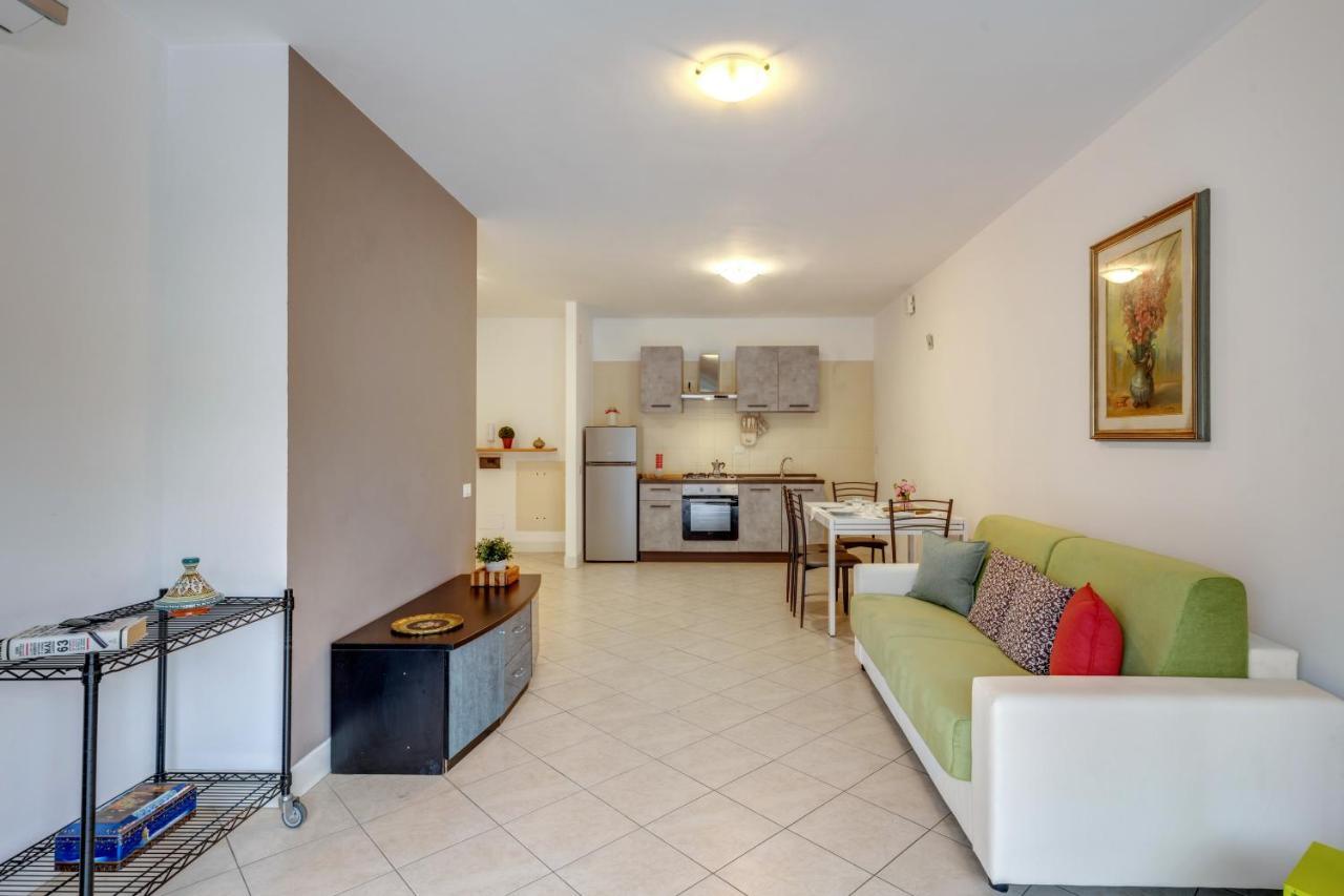 Il Broletto Apartment - Affitti Brevi Italia Lecco Exteriör bild